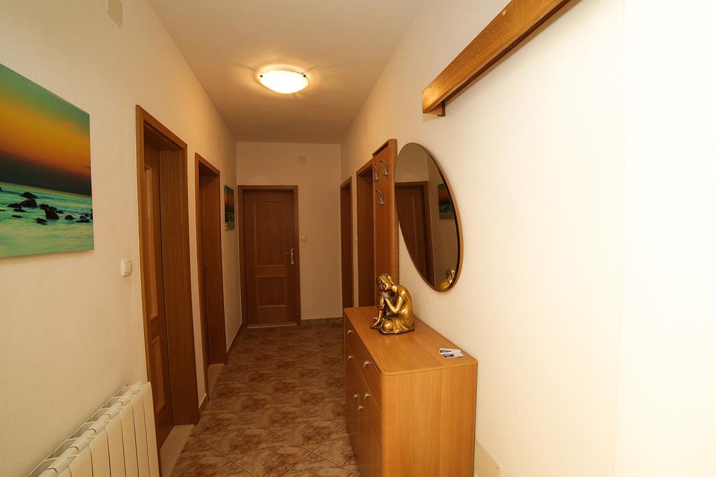 Apartments Manda Supetar Luaran gambar