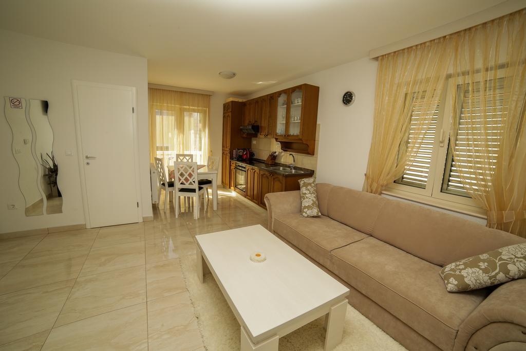 Apartments Manda Supetar Luaran gambar
