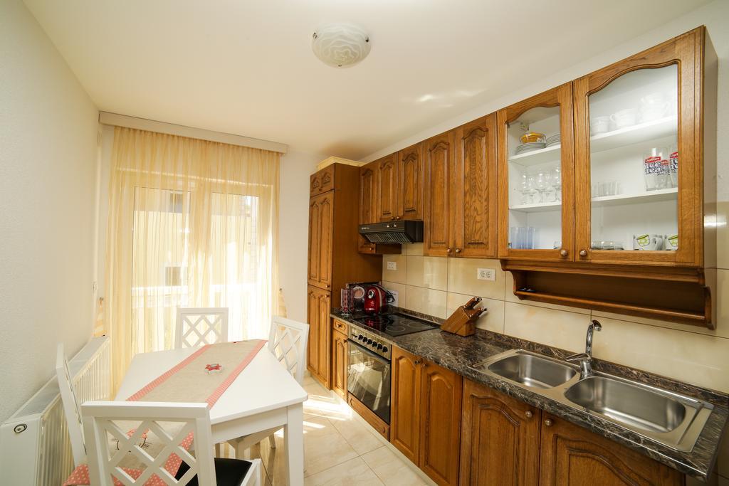 Apartments Manda Supetar Luaran gambar